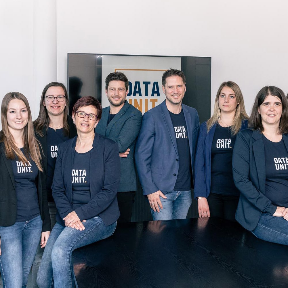 Data Unit verfügt über ein Team von Fachleuten, die Ihnen zur Verfügung stehen
